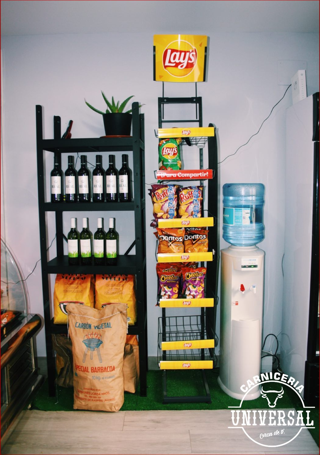 Snacks, carbón vegetal y picoteo